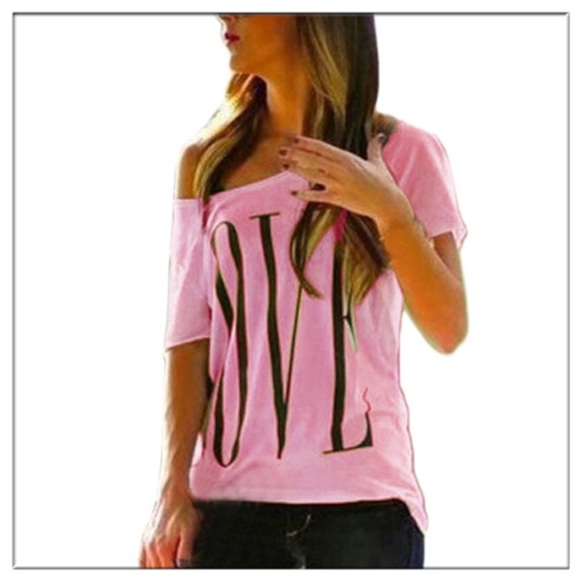 Boutique Tops - 💞Pink Graphic Love off shoulder tee